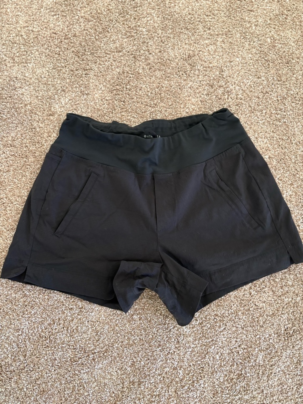 Athleta Trekkie North Shorts - Black, 6